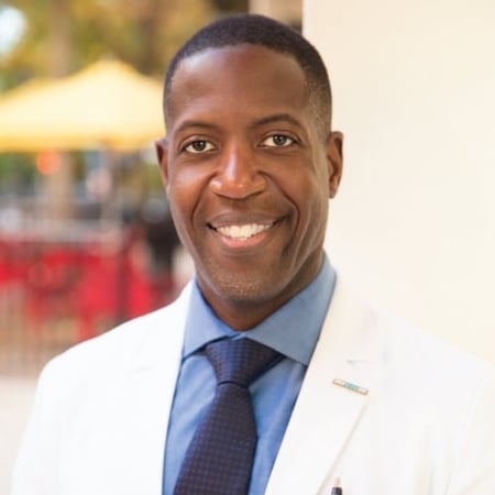 Dr. Artis Beatty Headshot