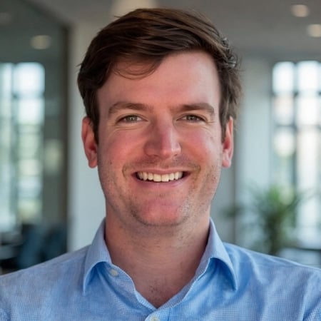 Peter Burrus Headshot