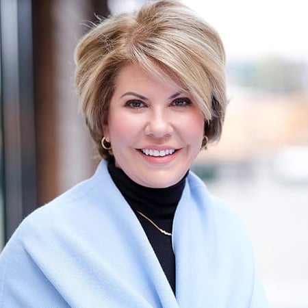 Sue Downes Headshot